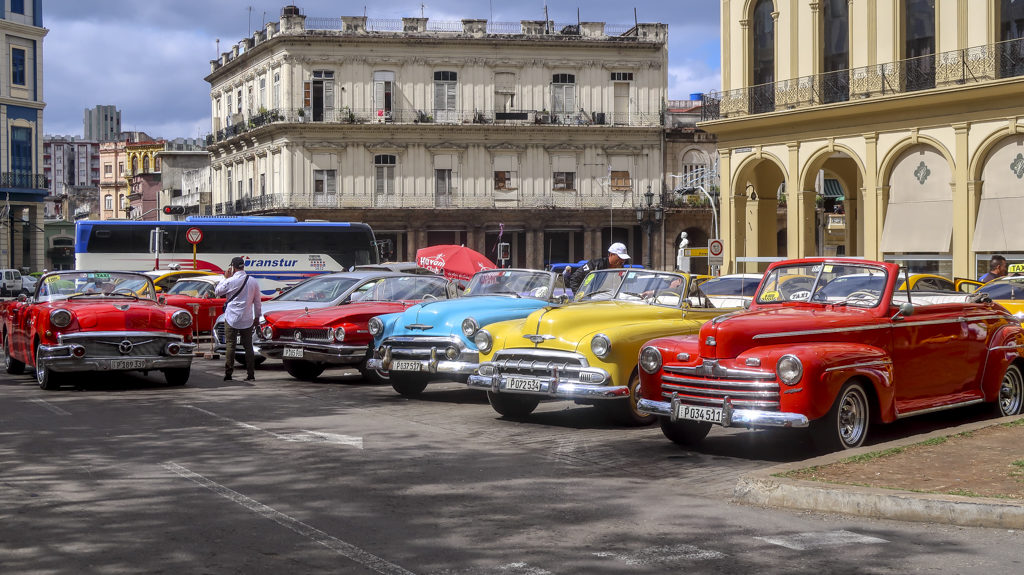 Old cars in Havana