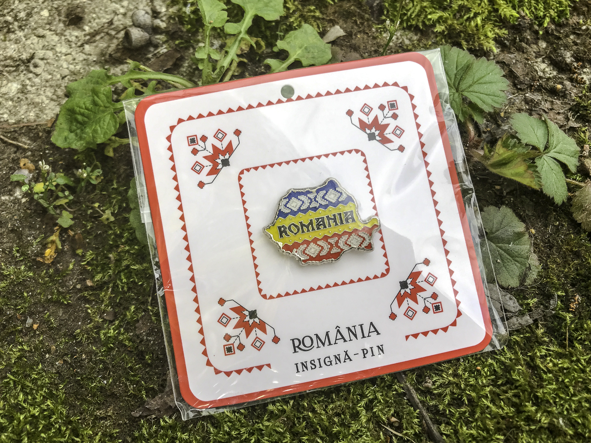 Packaged Romania Pin Badge
